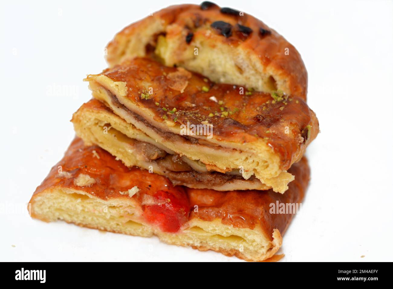 Hintergrund: Apfelkuchen gefüllt mit cremigem Apfel, Zimt und ...