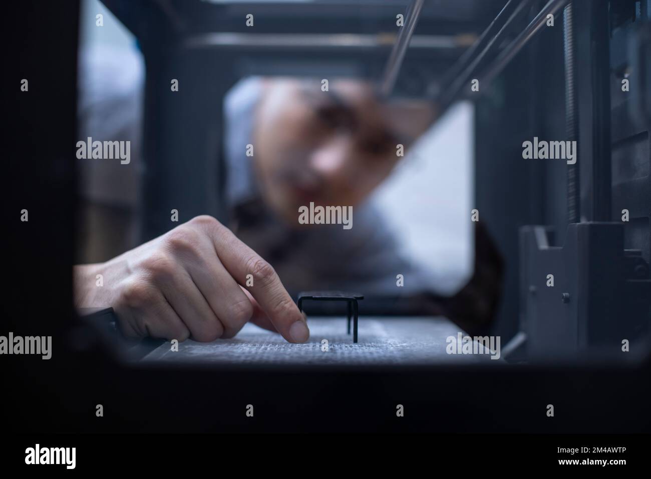 Zuverlässiger chinesischer Designer mit 3D-Drucker Stockfoto