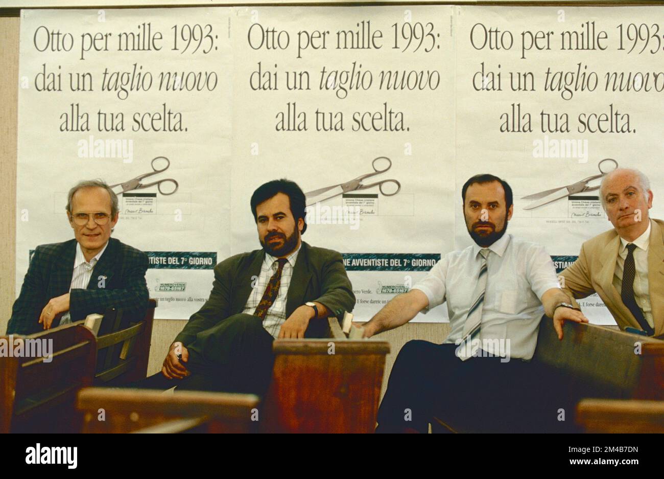 Die Pastoren der Siebten-Tage-Adventisten-Kirche werben für ihre Finanzierung Campain, Rom, Italien 1992 Stockfoto