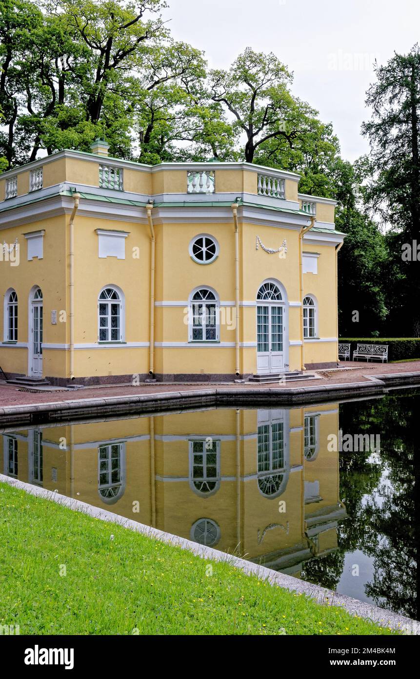 Das obere Badezimmer - das Badezimmer ihrer Hoheit. Katharinenpalast. Gelegen In Der Stadt Tsarskoye Selo (Puschkin), St. Petersburg, Russland. 24. o Stockfoto