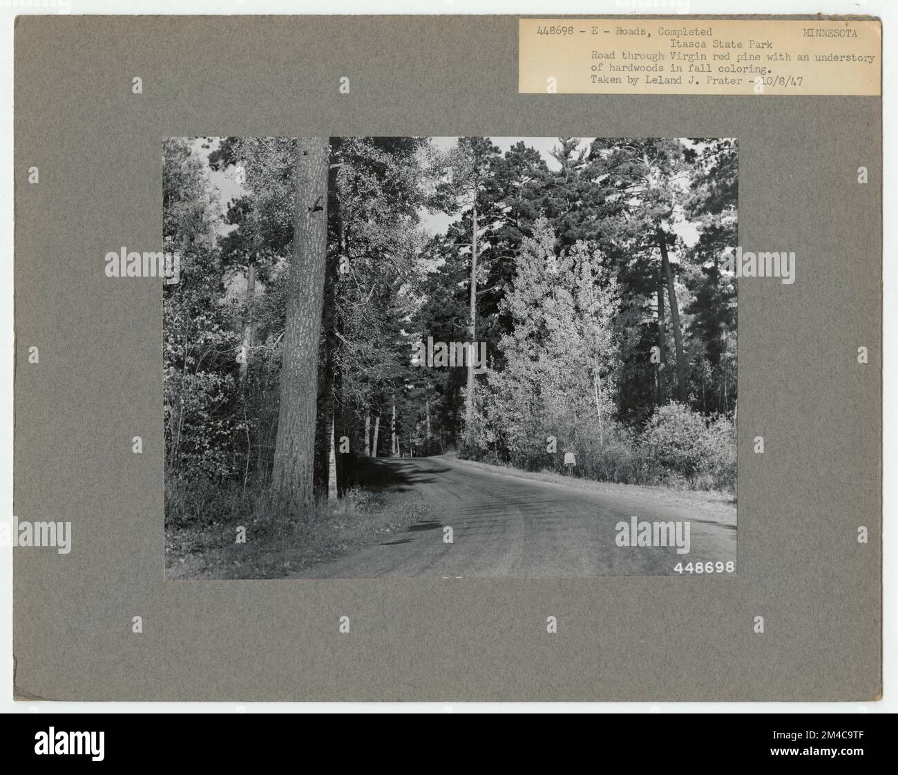 Straßen - Minnesota. Fotografien zu National Forests, Resource Management Practices, Personal sowie Kultur- und Wirtschaftsgeschichte Stockfoto Straßen - Minnesota. Fotografien zu National Forests, Resource Management Practices, Personal sowie Kultur- und Wirtschaftsgeschichte Stockfoto