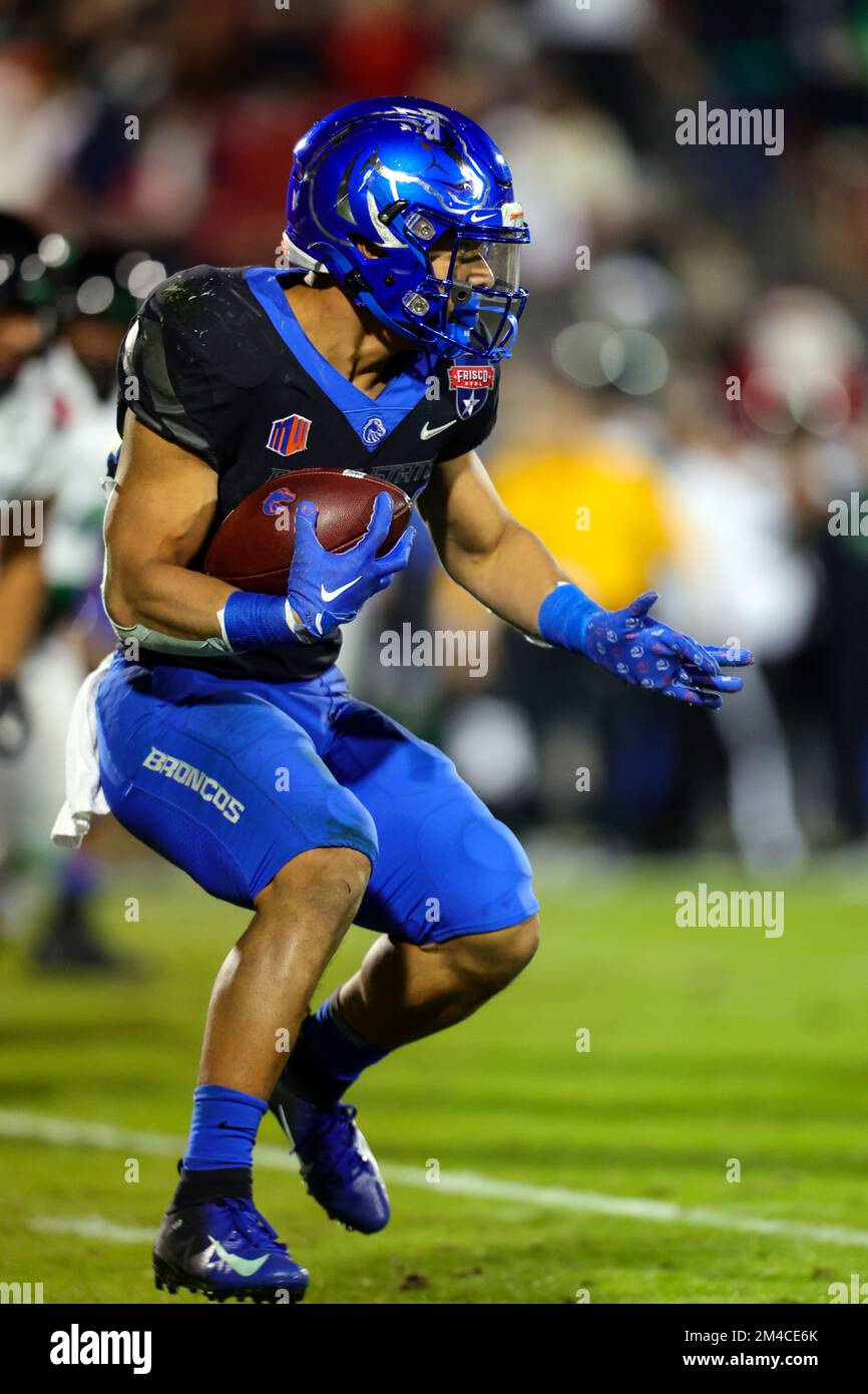 Boise State Broncos Running Back George Holani (24) zieht während des 2022 Frisco Bowl College Foo im 1.. Quartal einen Swap Pass für einen Verlust von 4 Yard ein Stockfoto