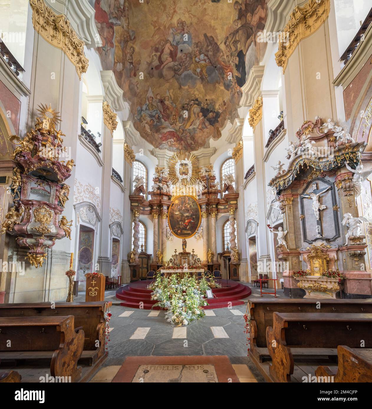 Kirche der Jungfrau Maria des Schneeinneren - Olmütz, Tschechische Republik Stockfoto