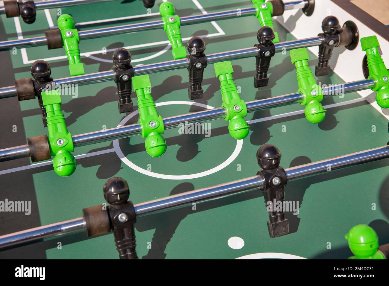 Detailansicht eines Tischfußballspiels Stockfoto