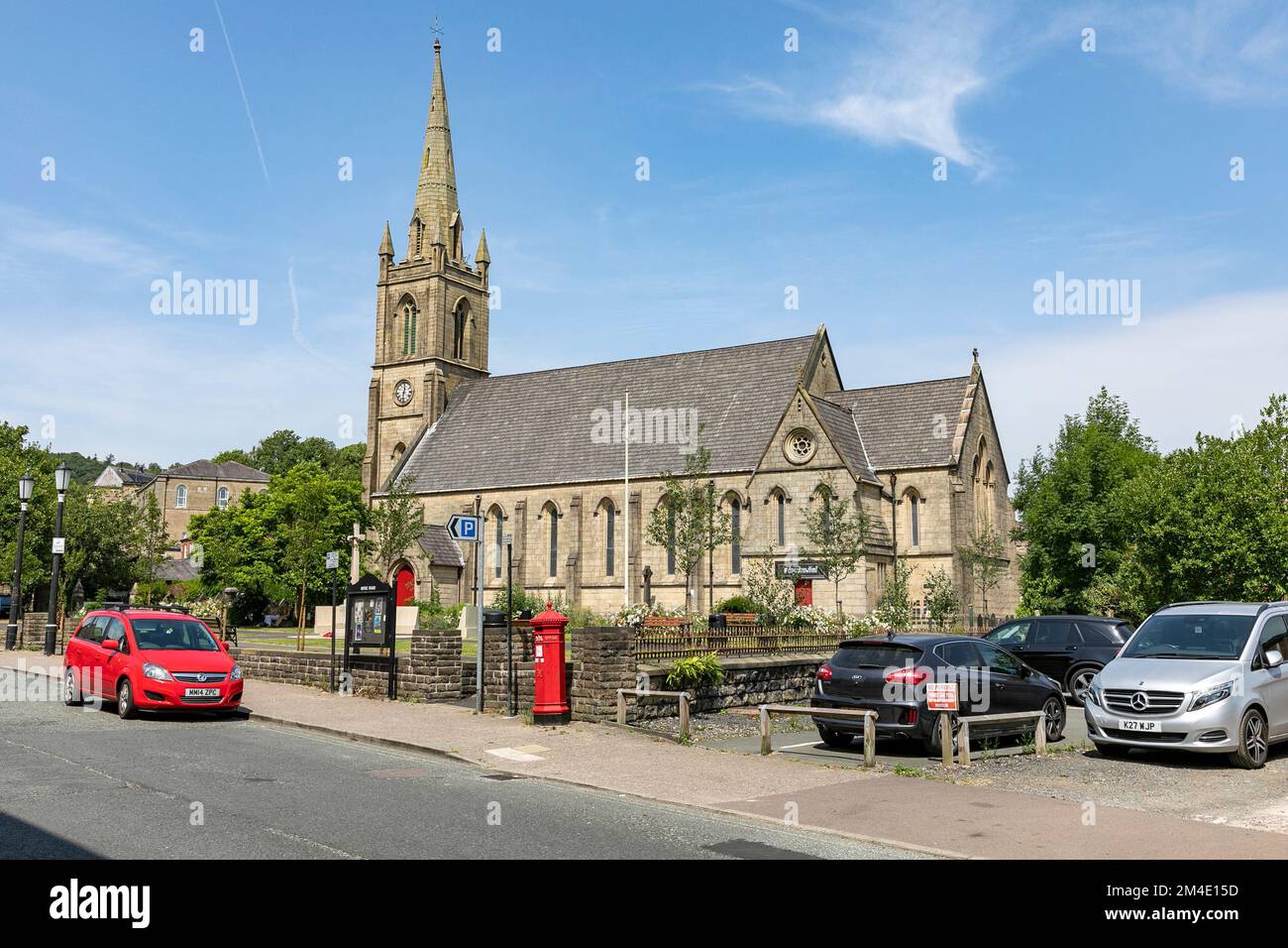 St Paul's Kirche ist eine denkmalgeschützte Kirche aus dem 19. Jahrhundert in der Bridge Street in Ramsbottom, Großraum Manchester, England, Großbritannien Stockfoto