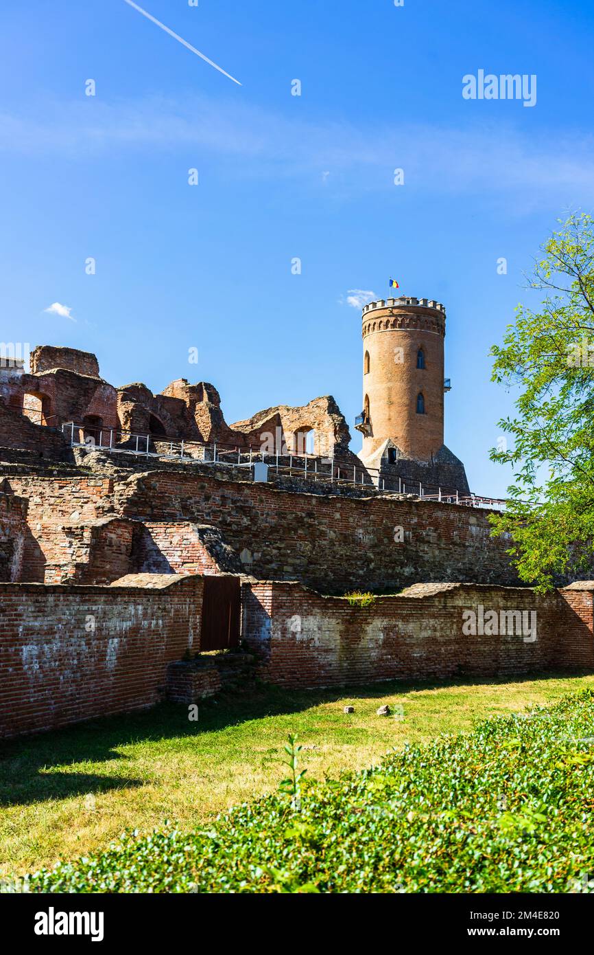 Der Chindia Tower oder Turnul Chindiei ist ein Turm im Targoviste Royal Court in der Innenstadt von Targoviste, Rumänien Stockfoto