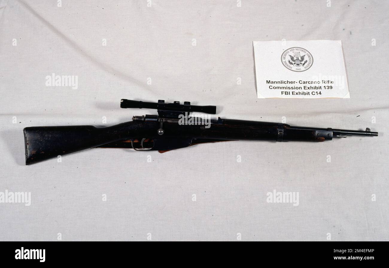 Mannlicher-Carcano Rifle im Besitz von Lee Harvey Oswald und angeblich benutzt, um Präsident John F. Kennedy zu ermorden Stockfoto