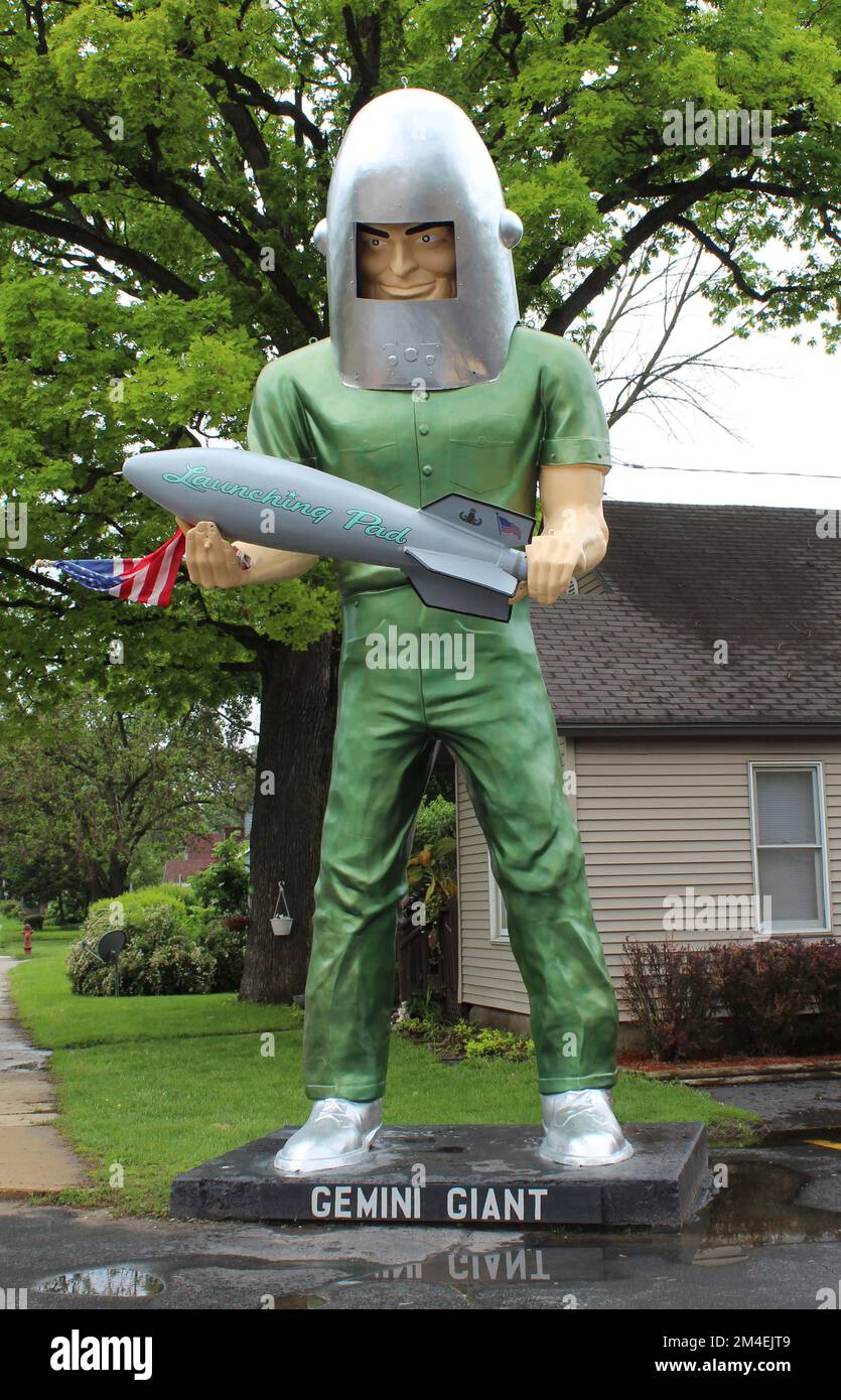 Gemini Giant startet Pad-Schalldämpfer-Mann auf der Route 66 in Wilmington, Illinois Stockfoto