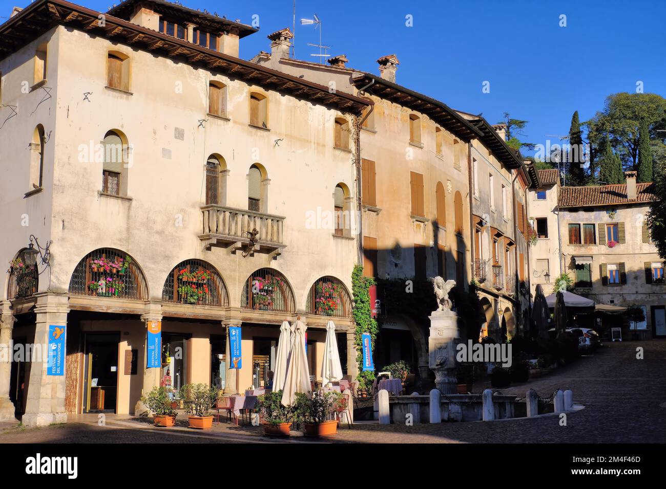 Treviso brunnen Fotos und Bildmaterial in hoher Aufl sung Alamy