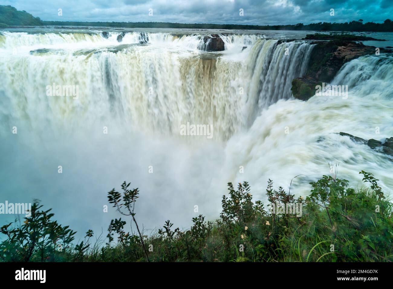 Das größte Wasserfallsystem der Erde, Iguazu, aus einem Hubschrauber Stockfoto