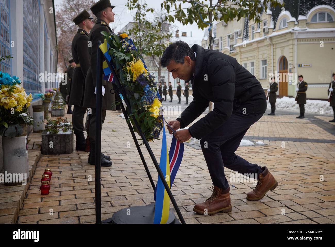 KIEW, UKRAINE - 19. November 2022 - der ukrainische Präsident Volodymyr Zelenskyy trifft sich mit dem britischen Premierminister Rishi Sunak in Kiew, Ukraine. Es Stockfoto