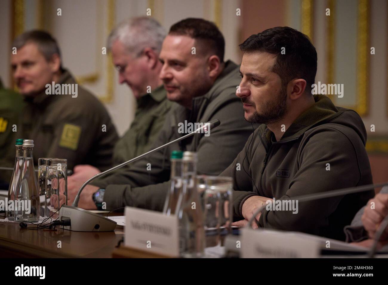 KIEW, UKRAINE - 19. November 2022 - der ukrainische Präsident Volodymyr Zelenskyy trifft sich mit dem britischen Premierminister Rishi Sunak in Kiew, Ukraine. Es Stockfoto