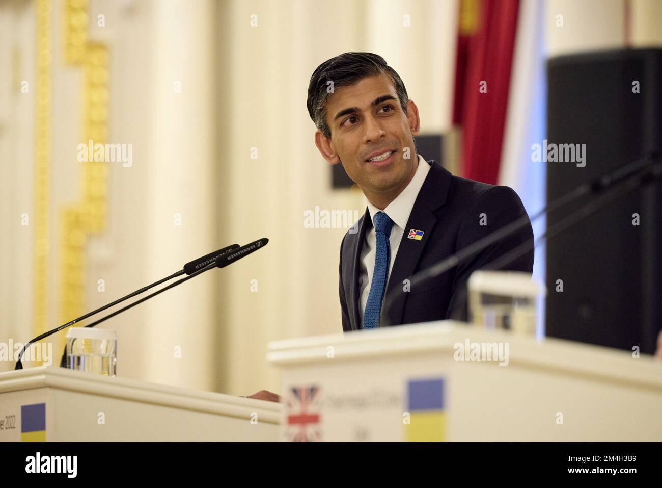 KIEW, UKRAINE - 19. November 2022 - der ukrainische Präsident Volodymyr Zelenskyy trifft sich mit dem britischen Premierminister Rishi Sunak in Kiew, Ukraine. Es Stockfoto