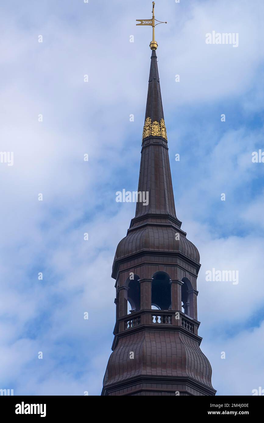 Turm der Hauptkirche St. Katharinen, Hamburg, Deutschland Stockfoto