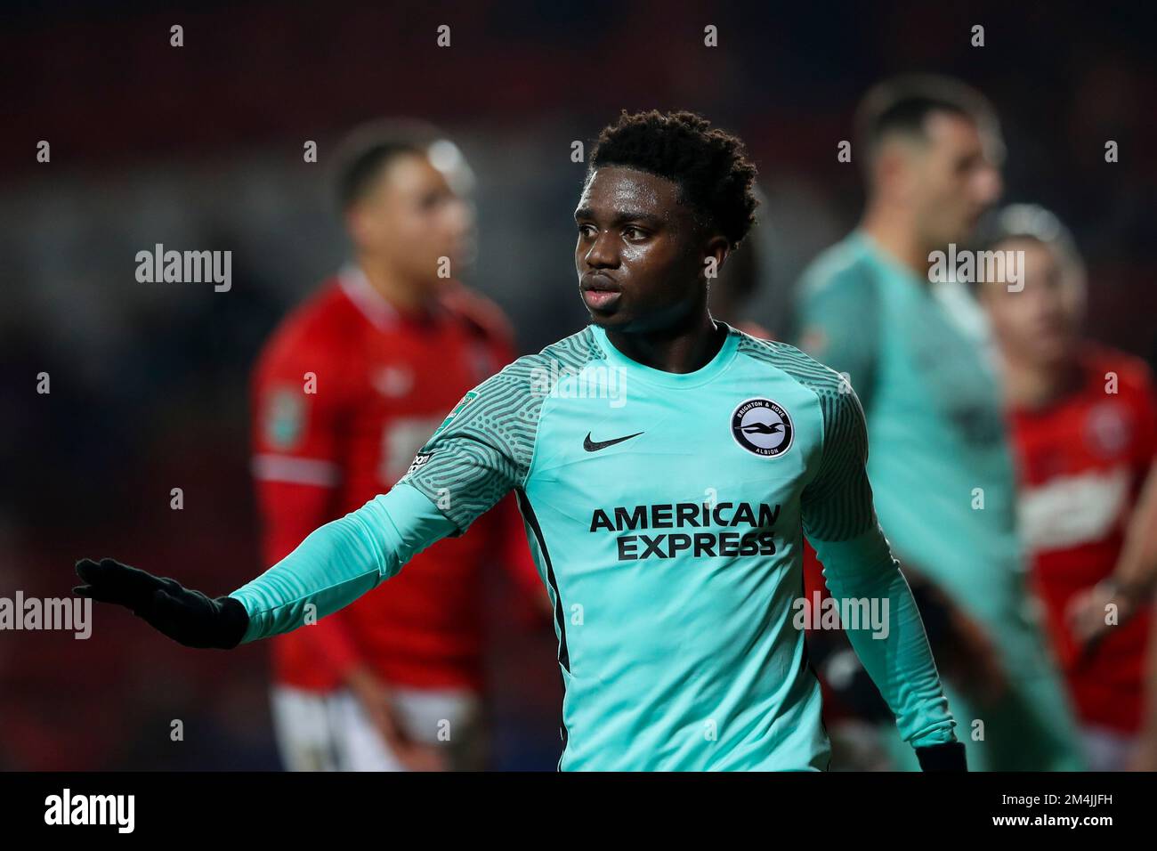 Tariq Lamptey von Brighton & Hove Albion während des Carabao Cup 4.-Runde-Spiels zwischen Charlton Athletic und Brighton und Hove Albion im Valley, London, am Mittwoch, den 21.. Dezember 2022. (Kredit: Tom West | MI News) Kredit: MI News & Sport /Alamy Live News Stockfoto