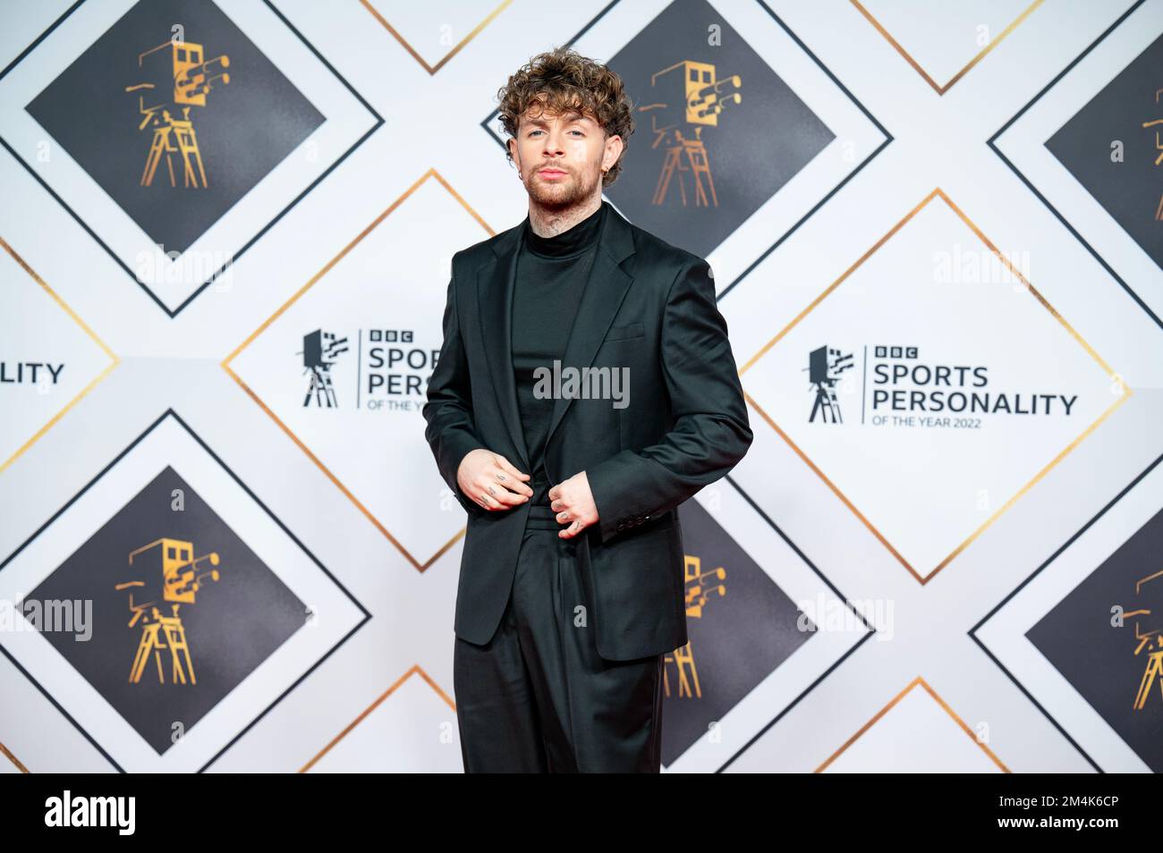 Manchester, Großbritannien. 21.. Dezember 2022 Tom Grennan kommt auf dem roten Teppich bei den BBC Sports Personality of the Year Awards 2022 an . 2022-12-21. Kredit: Gary Mather/Alamy Live News Stockfoto