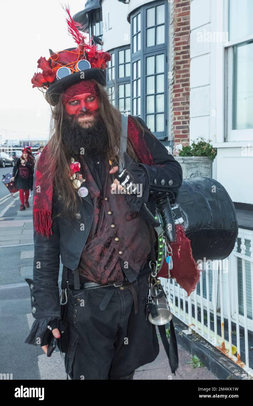 England, East Sussex, Eastbourne, Teilnehmer an der jährlichen Bonfire Society-Prozession Stockfoto