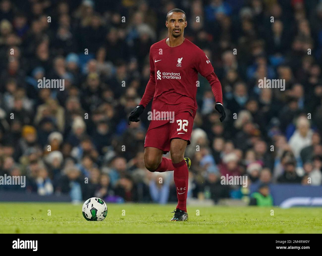 Manchester, England, 22. Dezember 2022. Joel Matip aus Liverpool während des Carabao Cup-Spiels im Etihad Stadium, Manchester. Das Bild sollte lauten: Andrew Yates/Sportimage Stockfoto