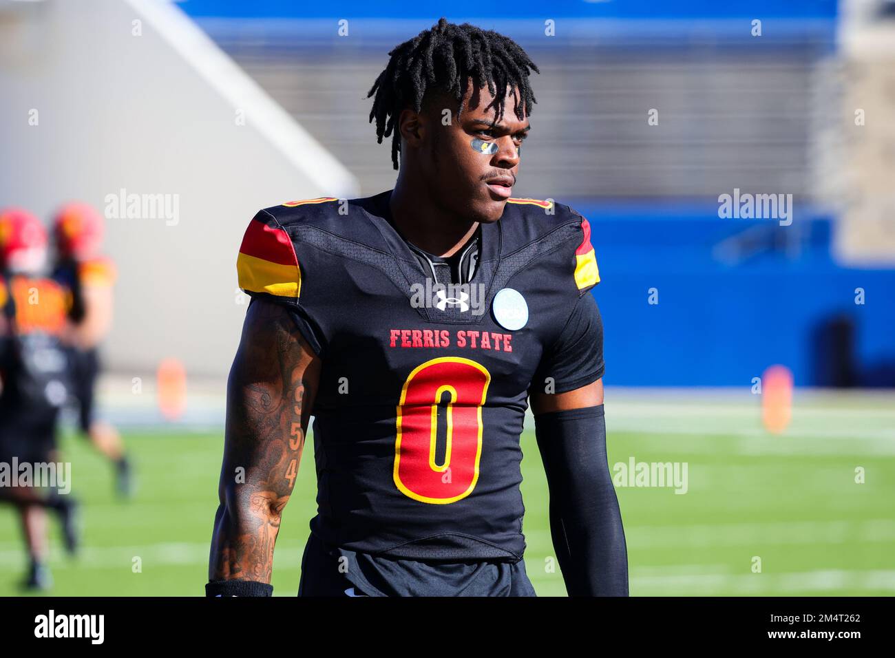 Ferris State Bulldogs Jacarvis Alexandre (0) während der Aufwärmübungen für das Fußballspiel der NCAA Division II National Championship College bei McKinney ISD Stad Stockfoto