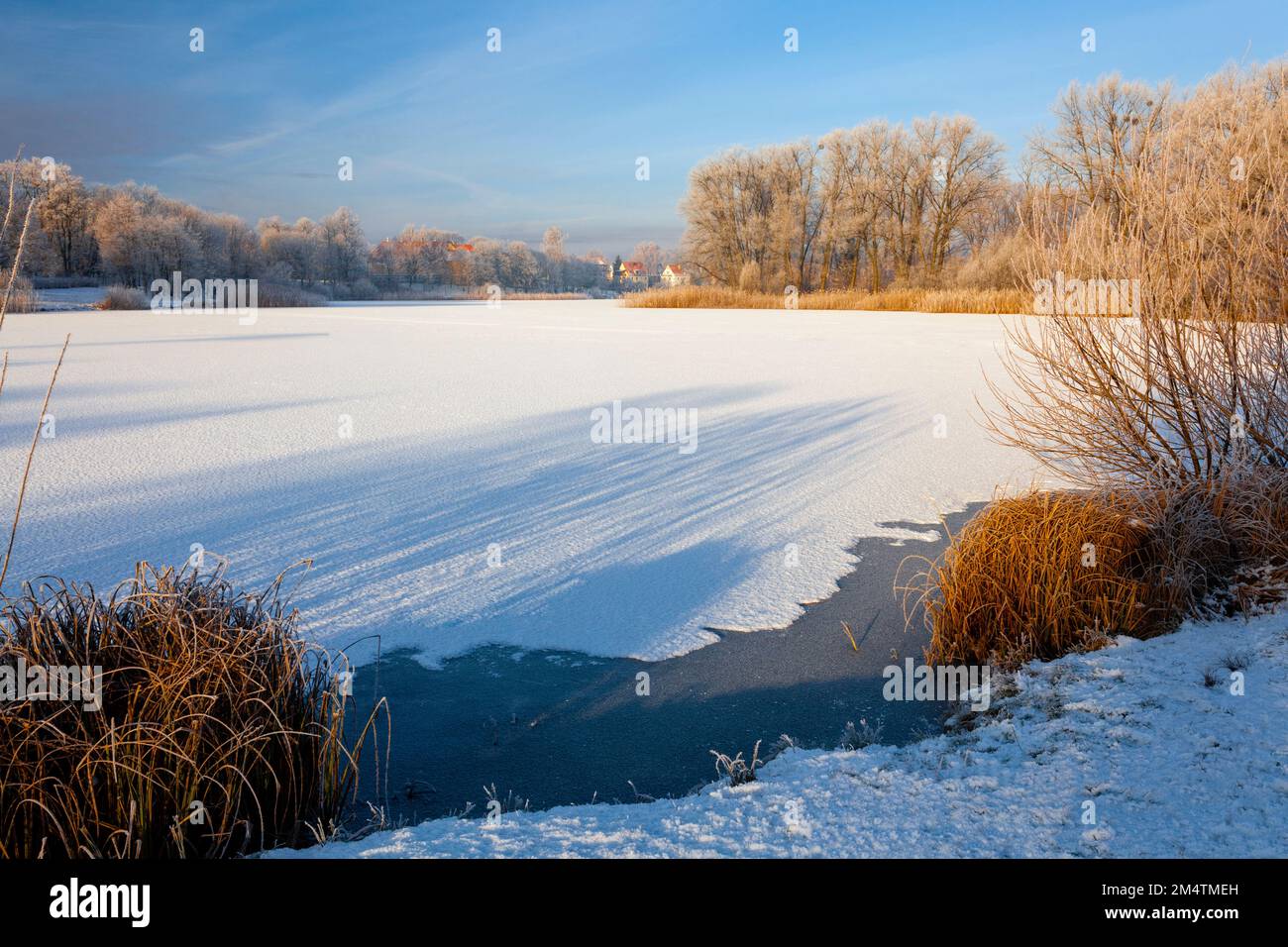 Winter in Warmia und Mazury, Dlugie Lake, Polen Stockfoto