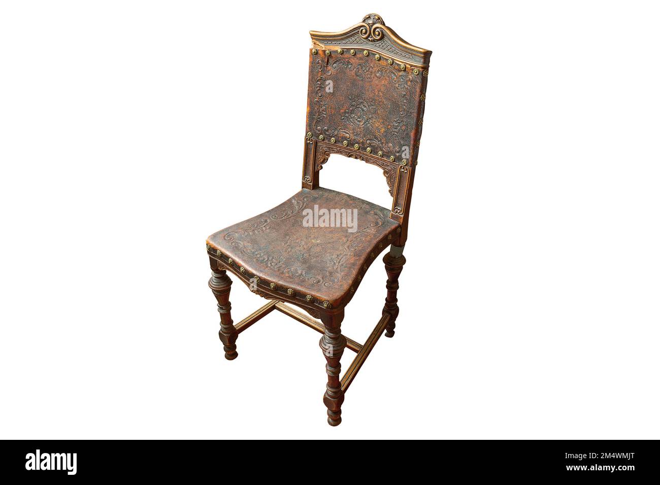Antiker, schöner Stuhl mit Lederoberfläche auf weißem Hintergrund isoliert Stockfoto
