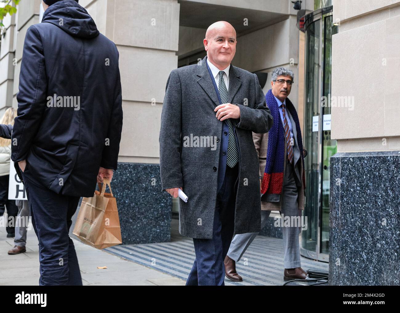 Westminster, London, Großbritannien, 24. November 2022. Mick Lynch spricht nach den Gesprächen. Um angekündigte Transportstreiks in der Zeit vor U zu verhindern Stockfoto