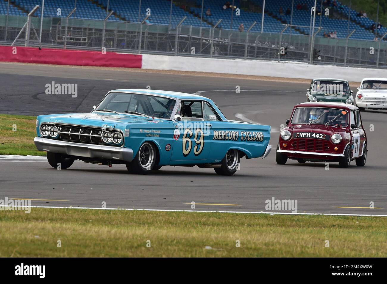 Roger Wills, Mercury Comet Cyclone, Adrian Flux Trophy für Transatlantic Pre ’66 Touring Cars, vorwiegend V8 Americana gegen die britischen Rennstrecken F Stockfoto