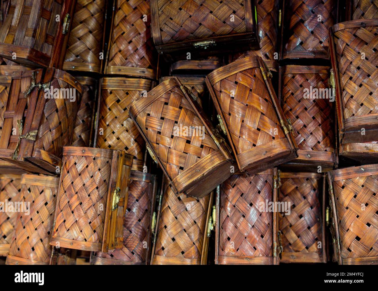 Satz von Holzkisten hellbraune Farbe Stockfoto