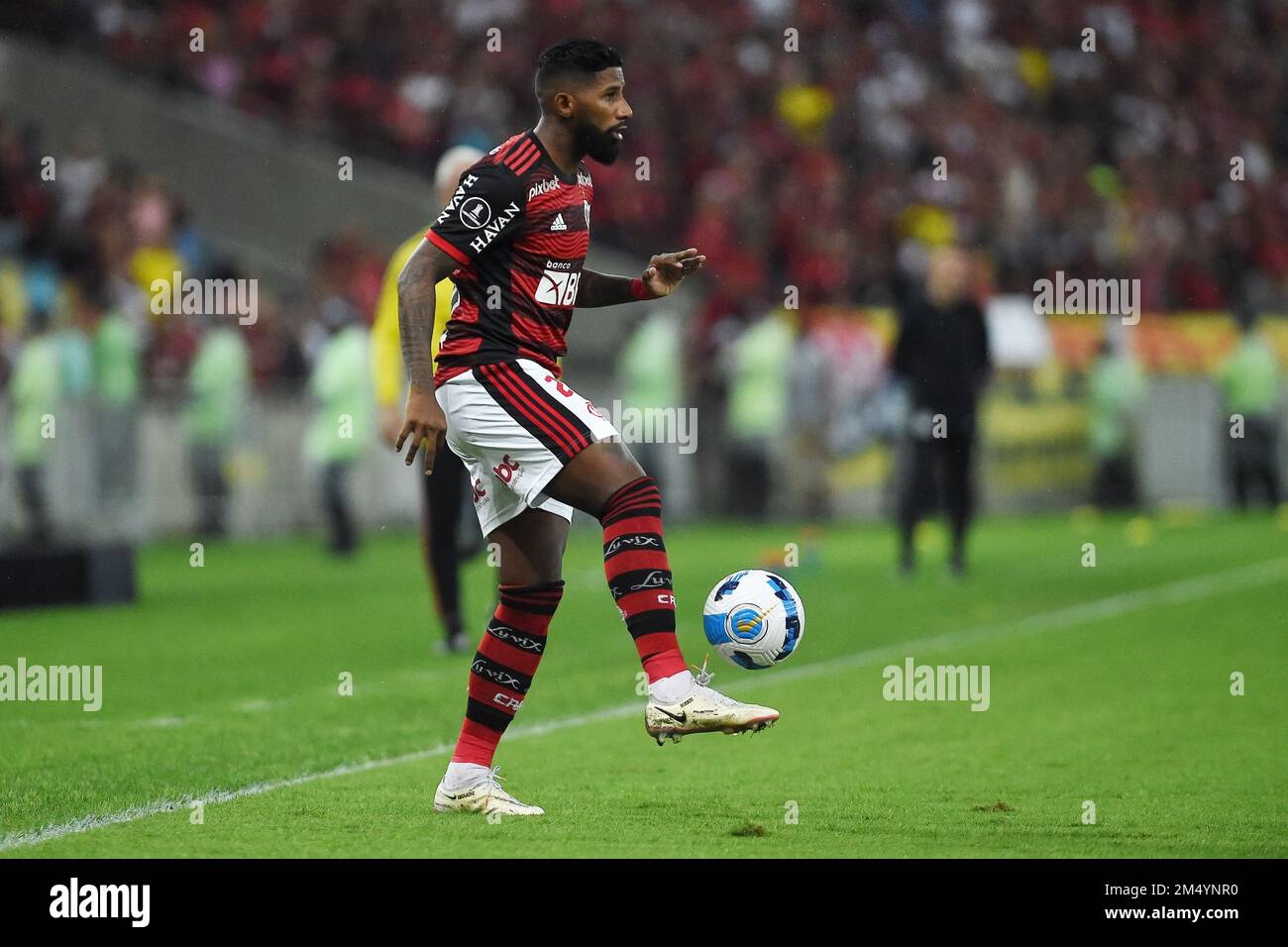 Rio de Janeiro, Brasilien, 9. August 2022. Fußballspieler Rodinei von Flamengo, während des Spiels Flamengo x Corinthians, für den Libertadores Cup, in mara Stockfoto