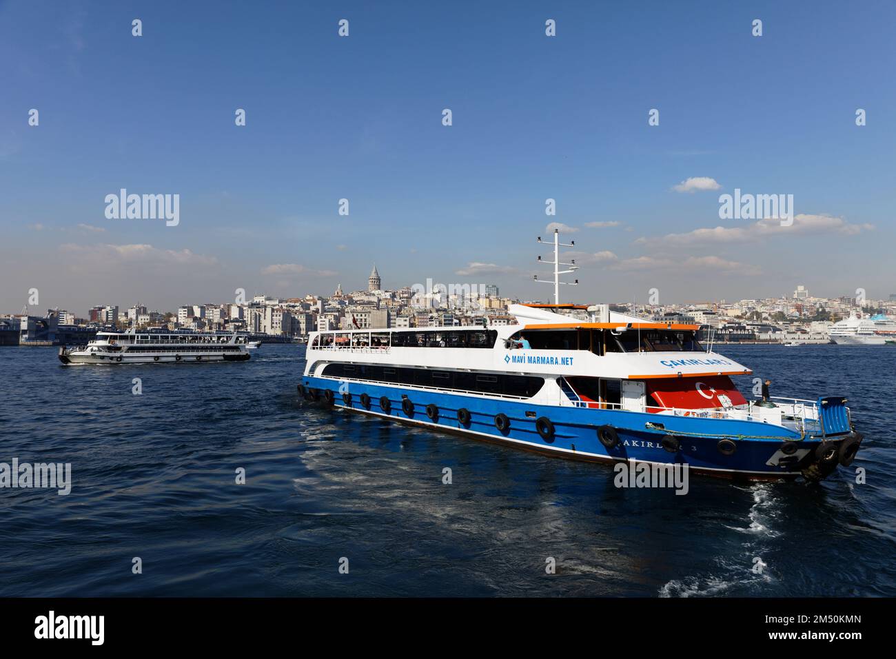 Fähren Nach Istanbul Stockfoto