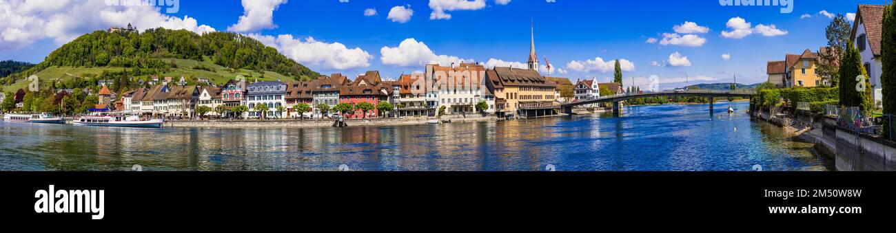 Panoramablick auf die schöne Altstadt Stein am Rhein in der Schweiz Grenze zu Deutschland. Beliebtes Touristenziel Stockfoto