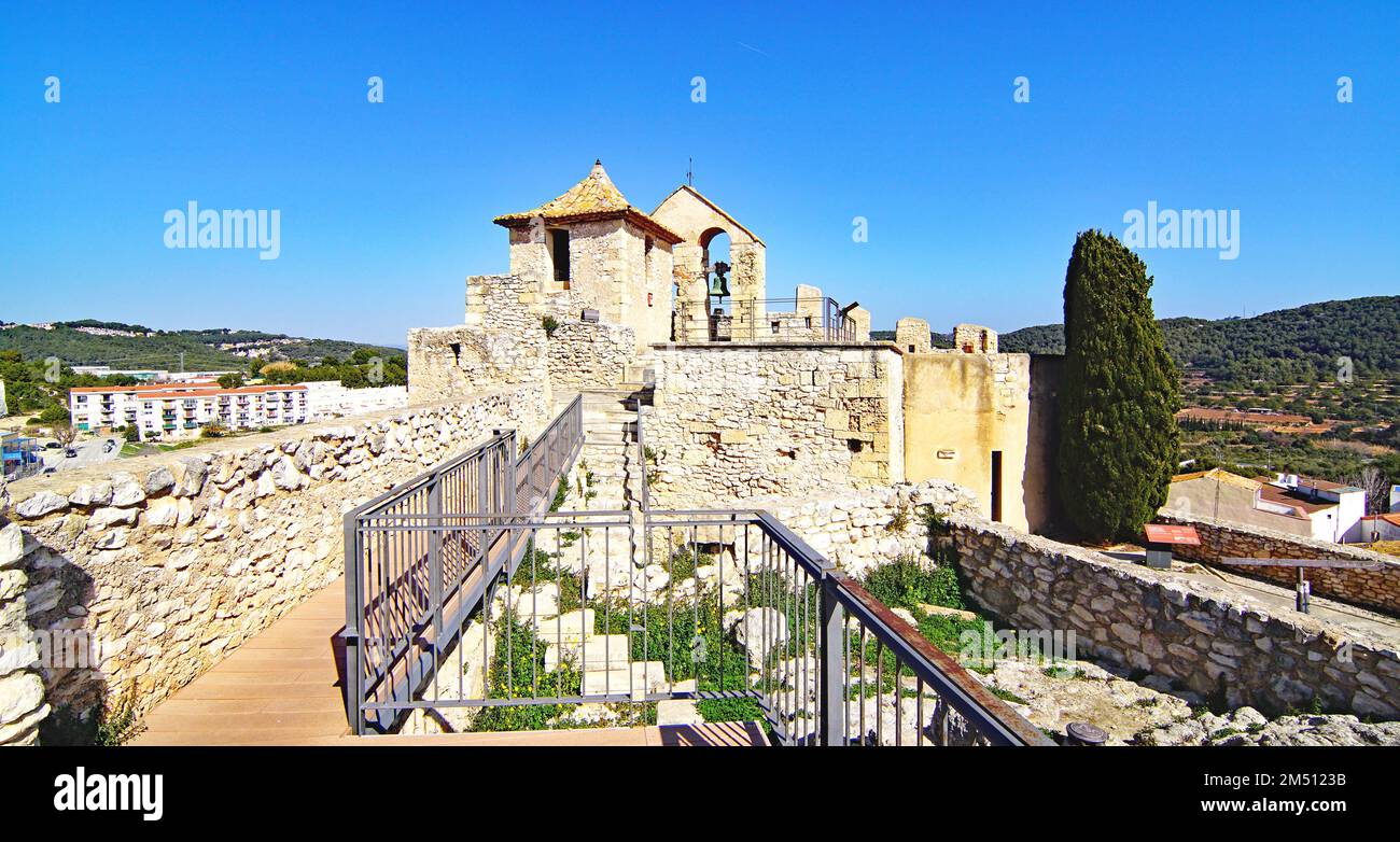 Die Burg Santa Creu in Calafell, Vendrell, Costa Dorada, Tarragona, Catalunya, Spanien, Europa Stockfoto