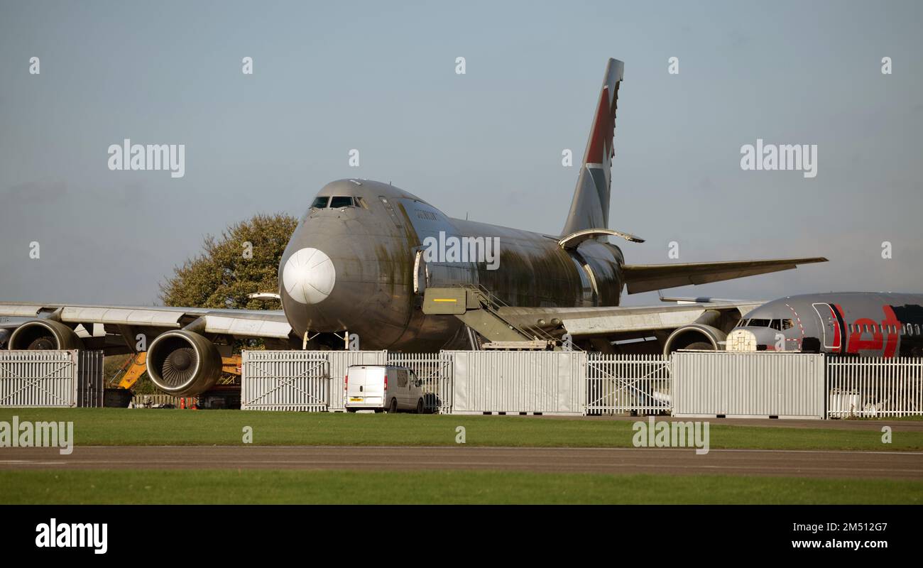 Außer Betrieb, 747 Ex Cargolux G-MKGA am Cotswold Flughafen in Rente Stockfoto