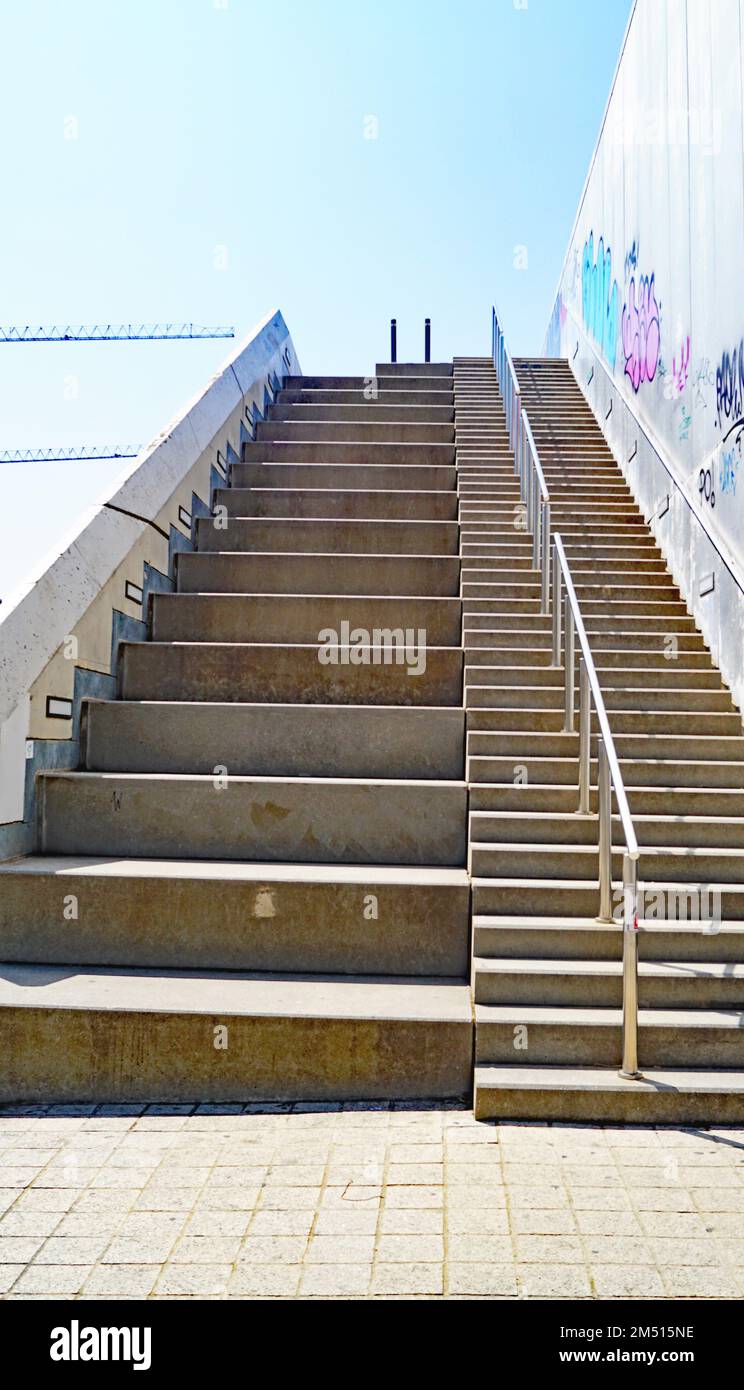 Hintere Treppe des Design Museums, Barcelona, Katalonien, Spanien, Europa Stockfoto