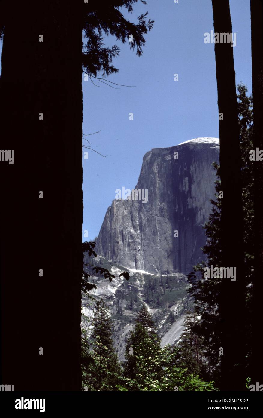 Yosemite-Nationalpark, CA., USA 9/1986. Yosemite-Nationalpark Merced River und Tal Stockfoto