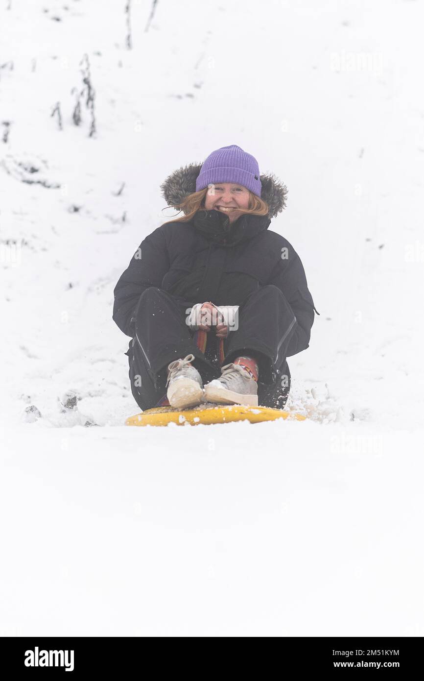 **ES FALLEN NORMALE NUTZUNGSGEBÜHREN AN** Hartside, Cumbria, UK - Samstag, 17. Dezember 2022; Winterwinterwetter in Hartside in Cumbria. Stockfoto