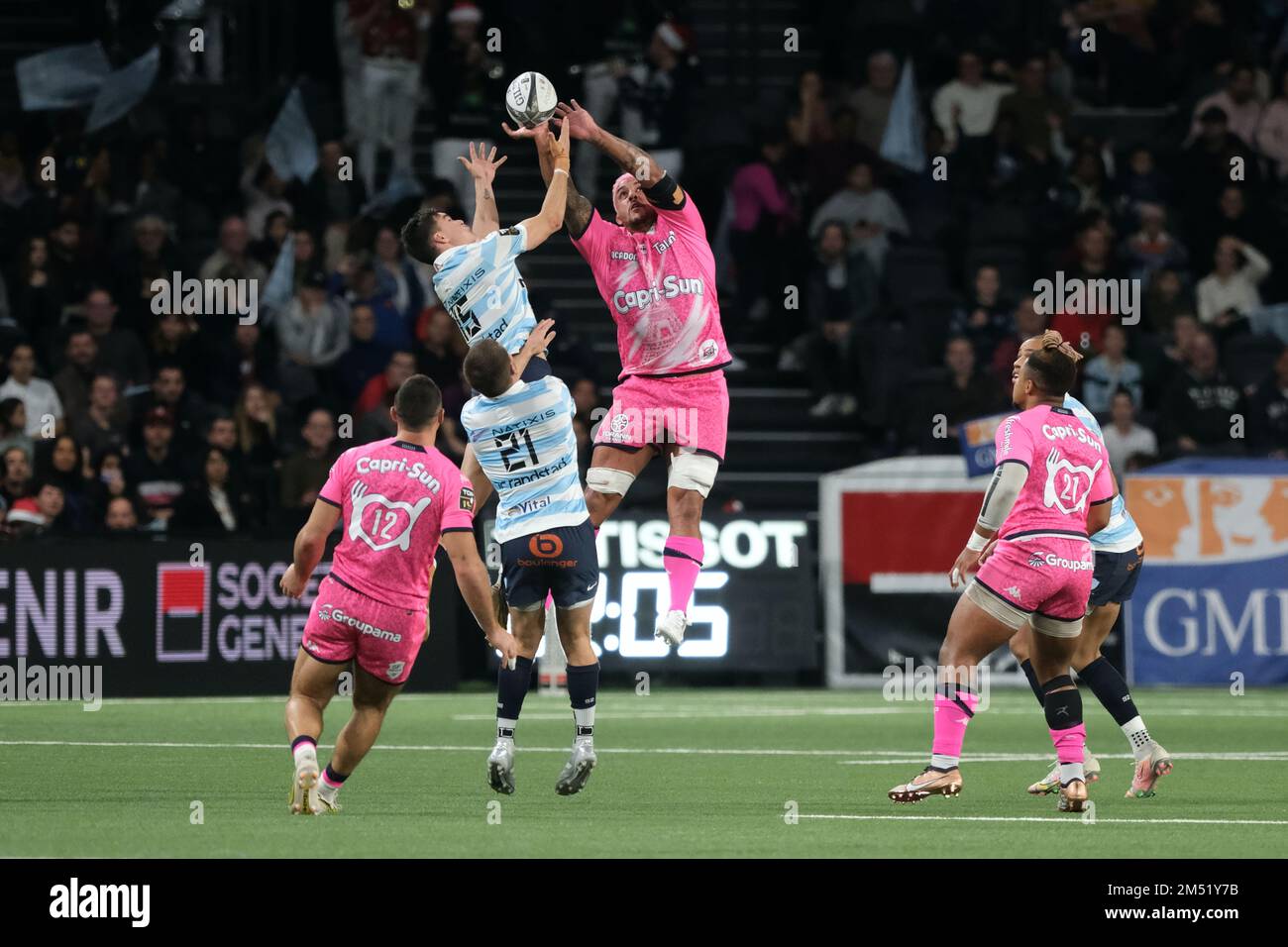 Nanterre, Hauts de seine, Frankreich. 24. Dezember 2022. MARCOS KREMER Stade Francais Lock in Aktion während der französischen Rugby Championship Top 14 zwischen Racing 92 und Stade Francais in Paris La Defense Arena - Nanterre France. Stade Francais gewann 48:10. (Bild: © Pierre Stevenin/ZUMA Press Wire) Stockfoto