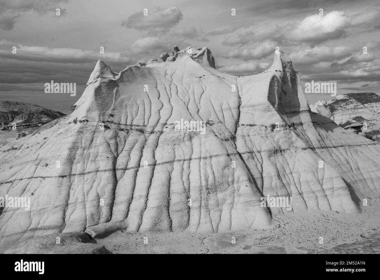 Foto der Bisti/De-Na-Zin Wilderness Area, einem wunderschönen Ort mit erodiertem Ton und Rock Hoo Doos, südlich von Farmington, New Mexico, USA Stockfoto