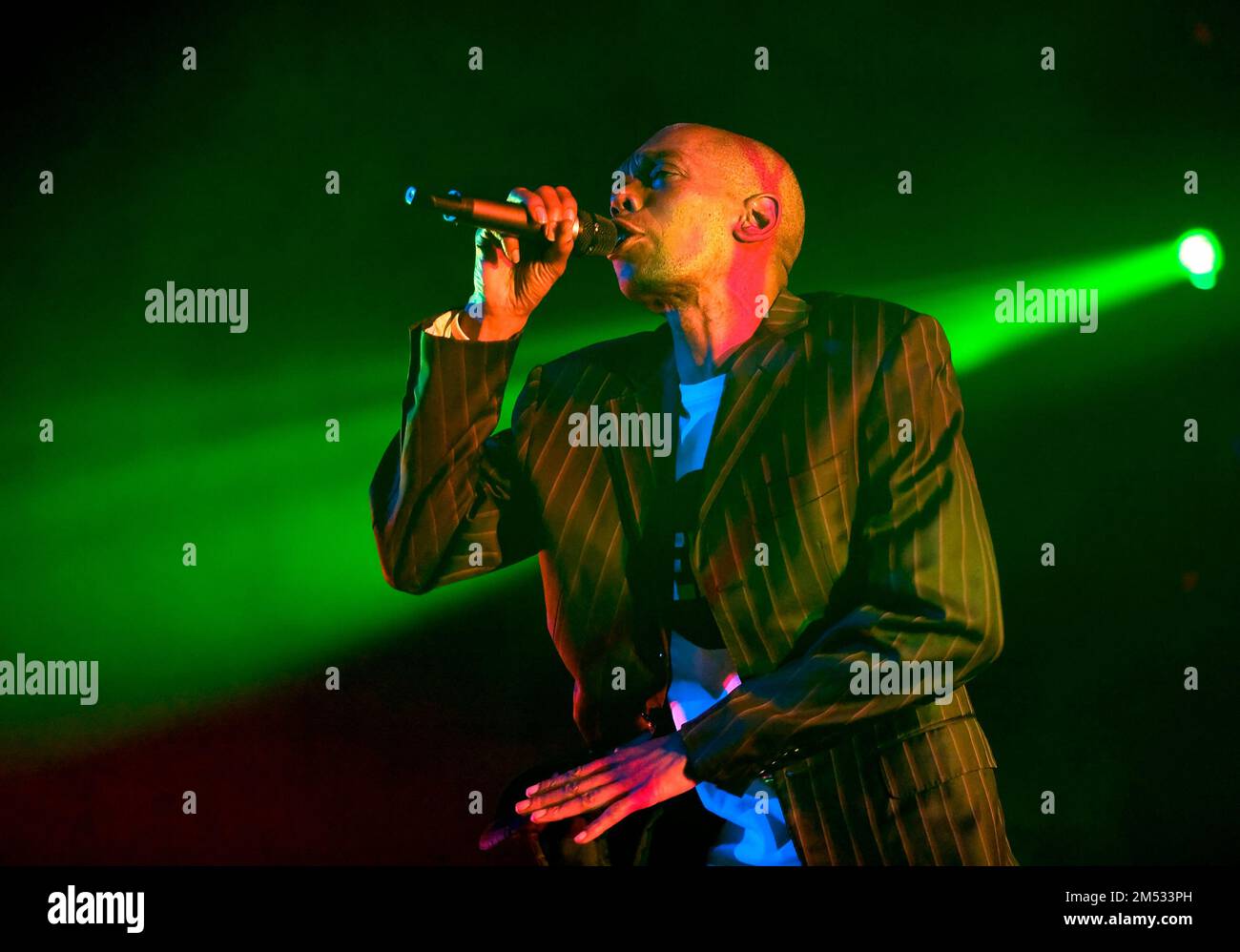 Maxi Jazz - Faithless in einem Konzert im Gelredome in Arnhem 2004. Vvbvanbree Fotografie. Stockfoto
