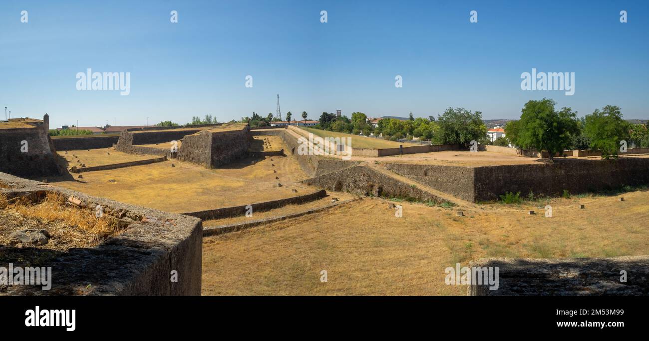 Elvas-Stadtmauern Stockfoto