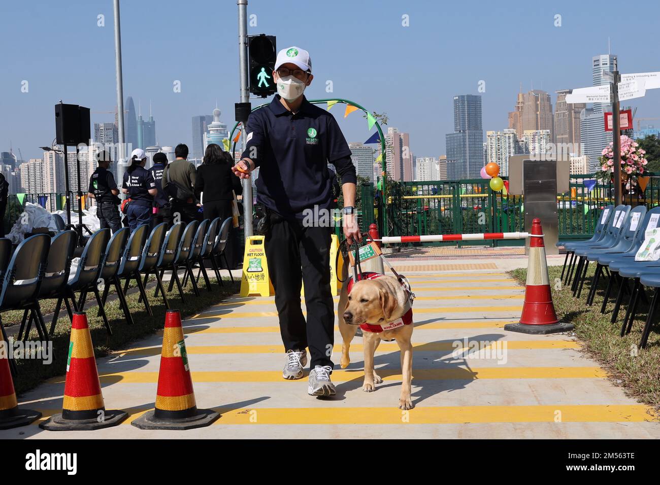 Führung durch das Hundetraining während einer Medientour durch Hong Kong Sehen Eye Dog Training School in Ta Kwu Ling. 08DEC22 SCMP/Edmond so Stockfoto