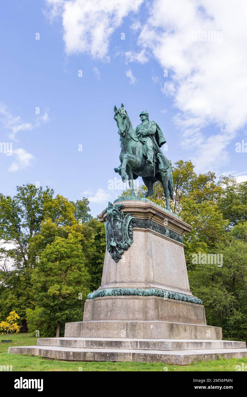 Coburg, Deutschland - 16. September 2022: Statue von Herzog Ernst II. In der alten Stadt Coburg in Oberfrankreich, Bayern Stockfoto