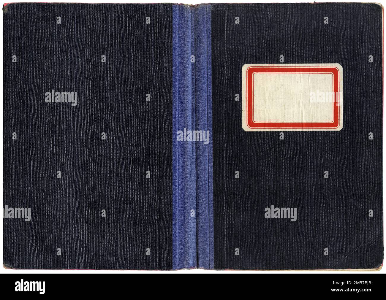 Klassisches Übungsbuch oder Notizbuch, offener Papiereinband mit Leinwand und leerem Etikett Stockfoto