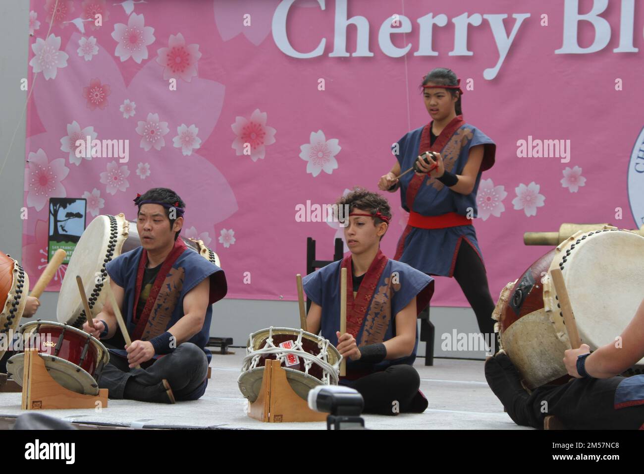 5-10-2015: San Francisco, Kalifornien: Kirschblütenfest - Taiko Trommeln Stockfoto