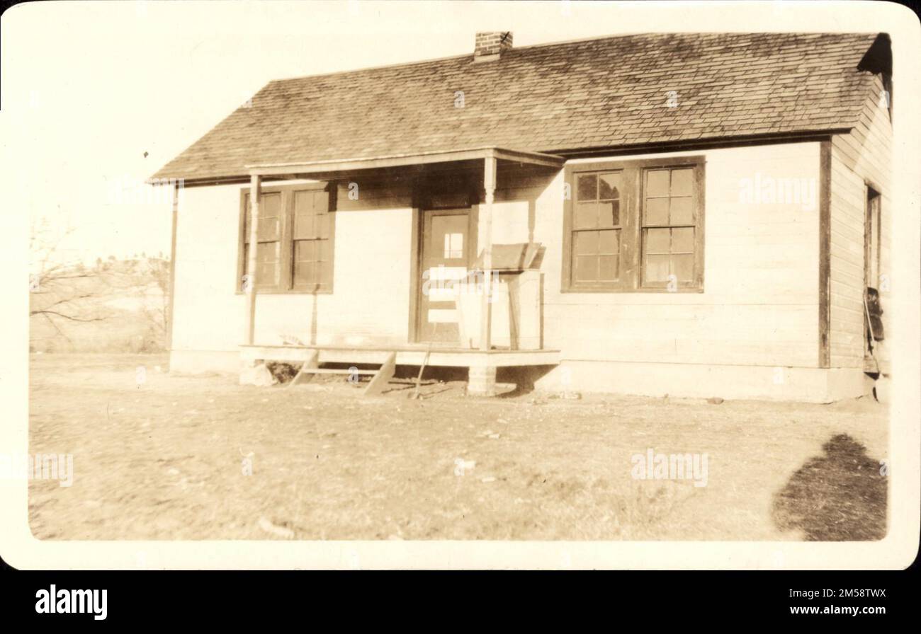 Haus des 'Adlerschilds'. 1923 - 1955. Central Plains Region (Kansas City, MO). Fotodruck. Innenministerium. Büro für Indianerangelegenheiten. Pine Ridge Agentur. 9/17/1947-. Fotos Stockfoto