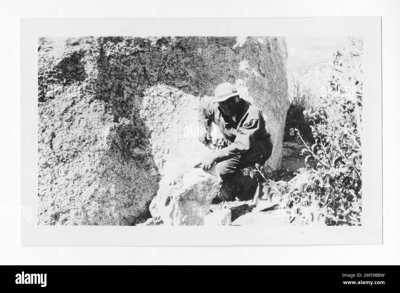 Originaltitel: "Los Coyotes. Boundary Survey - Bob Chutnicut. Old Corner wurde 1878 gegründet. 1936 - 1942. Pazifikregion (Riverside, Kalifornien). Fotodruck. Innenministerium. Büro für Indianerangelegenheiten. Missionsbehörde. 11/15/1920-6/17/1946. Fotos Stockfoto