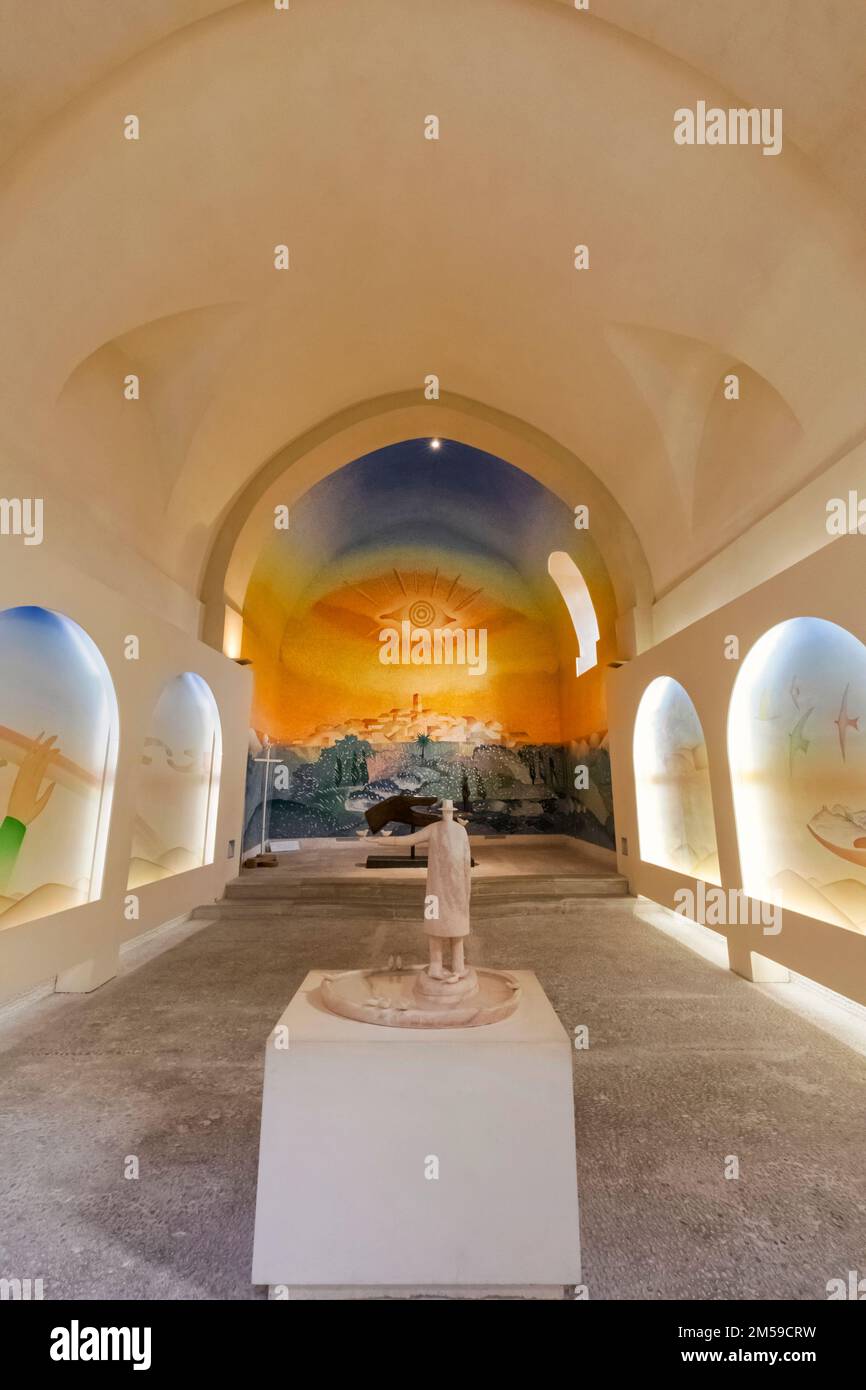 Frankreich, französische Riviera, Cote d'Azur, St. Paul de Vence, Folon Chapel Museum alias White Penitents Chapel mit Kunstwerken von Jean-Michel Folon *** L Stockfoto