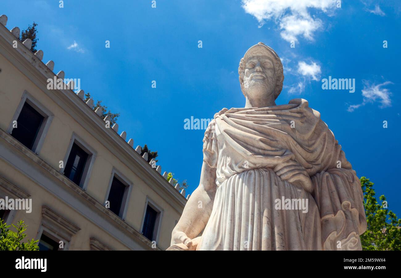 Statue der Pericles, der antike Herrscher von Athen während der klassischen Zeit des 5. Jahrhunderts v. Chr., in Athen, Griechenland, bekannt als das „Goldene Jahrhundert“. Stockfoto