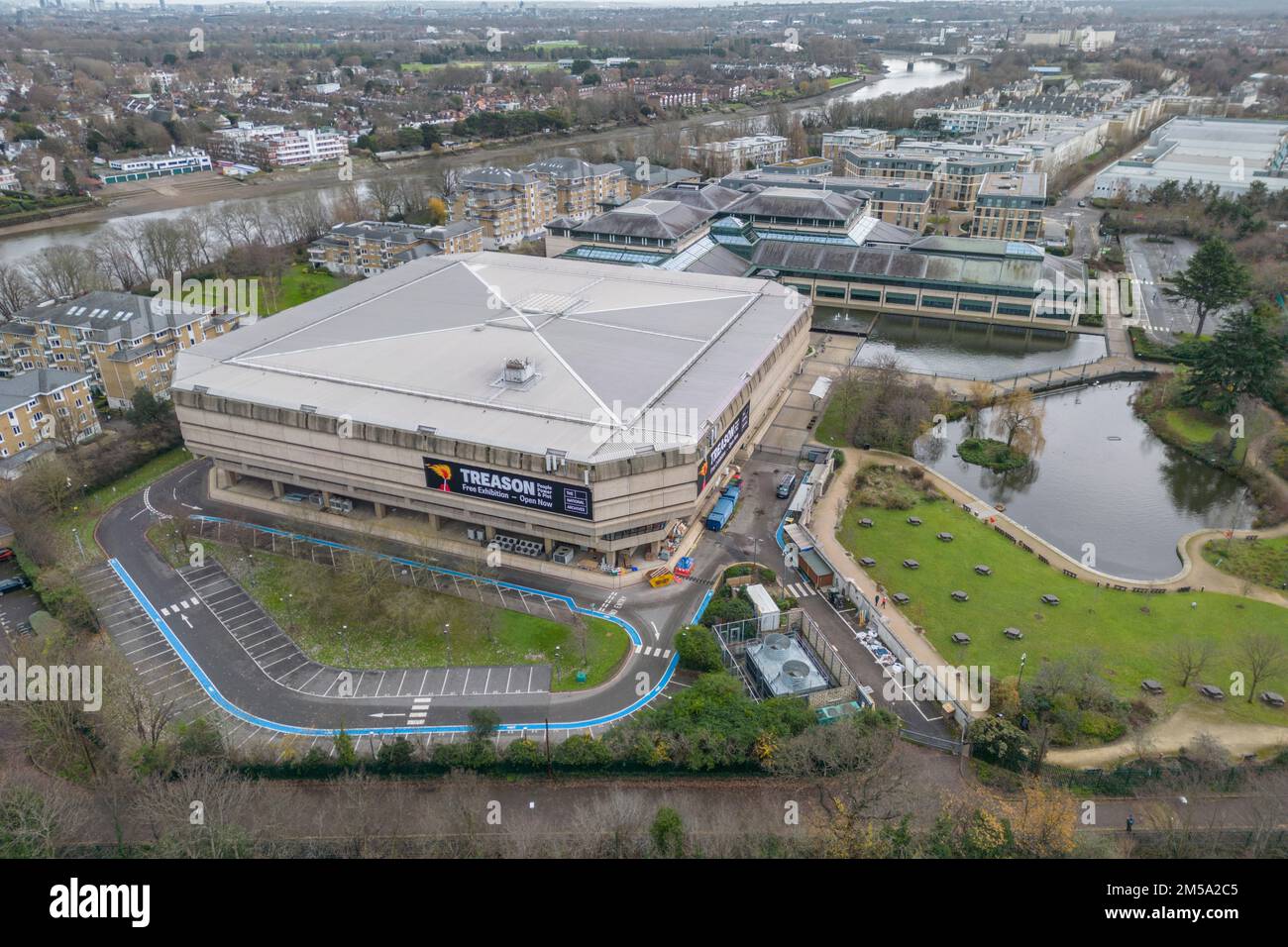 Das National Archives in Kew, West London, Großbritannien aus der Vogelperspektive. Stockfoto