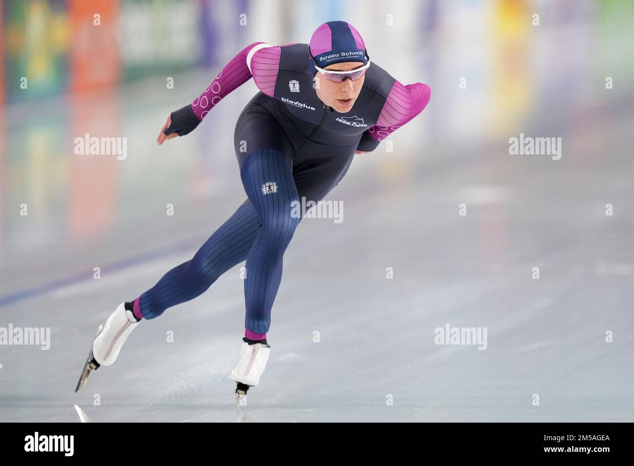 HEERENVEEN, NIEDERLANDE - DEZEMBER 27: Anna Boersma aus den Niederlanden, die am 27. Dezember 2022 beim KNSB Speed Skating NK Sprint am 1000m. Juli in Heerenveen, Niederlande teilnimmt (Foto: Douwe Bijlsma/Orange Pictures) Stockfoto